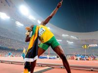 FB体育在线-恩比德统治赛场，国王火力全开，双雄并起的胜利哲学