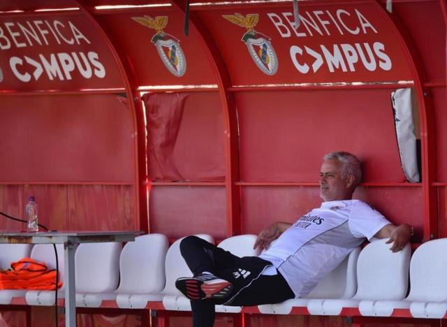 尤文连胜！尤文图斯逆袭晋级，本菲卡遗憾的简单介绍