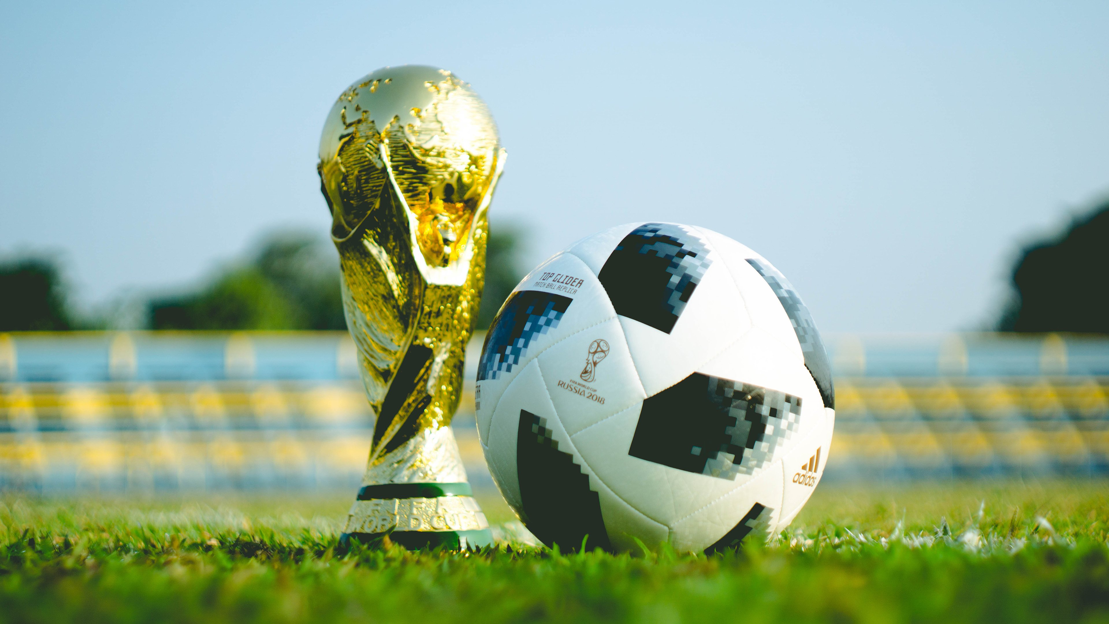 2026，当秩序被重构，E组的波兰风暴与梅西的最后一舞